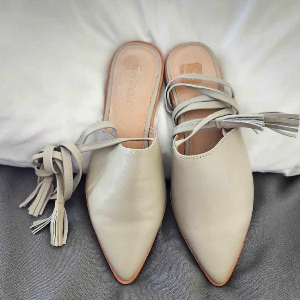Leather Ankle Tie flats